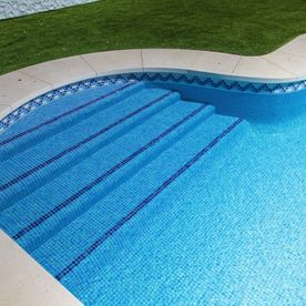 Piscinas Jiménez piscina con escaleras